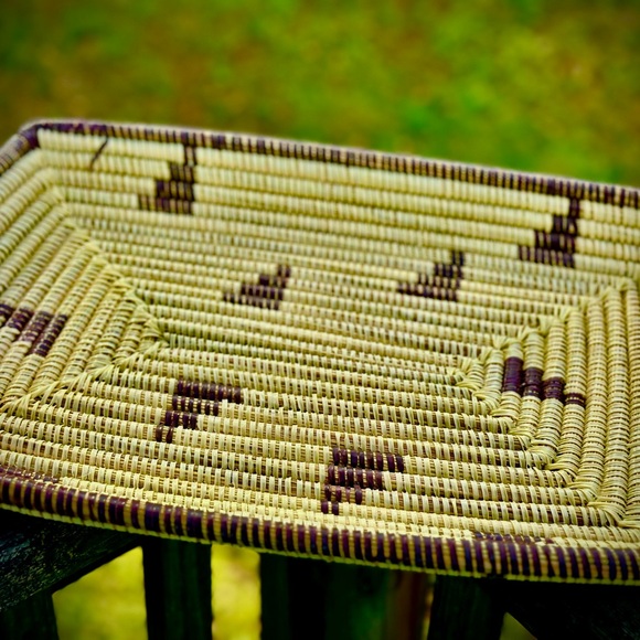 Handwoven Senegalese Kitchen tray - Picture 3 of 9